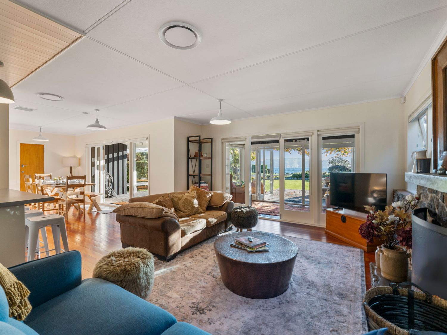 Waterside Bliss - 1176741